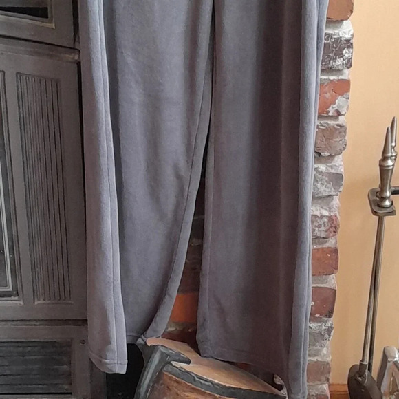 Wallflower Fleece Pants - Picture 3 of 5